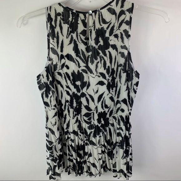 NWT Anthro Daniel Rainn Pleated Sleeveless Blouse - Picture 2 of 3
